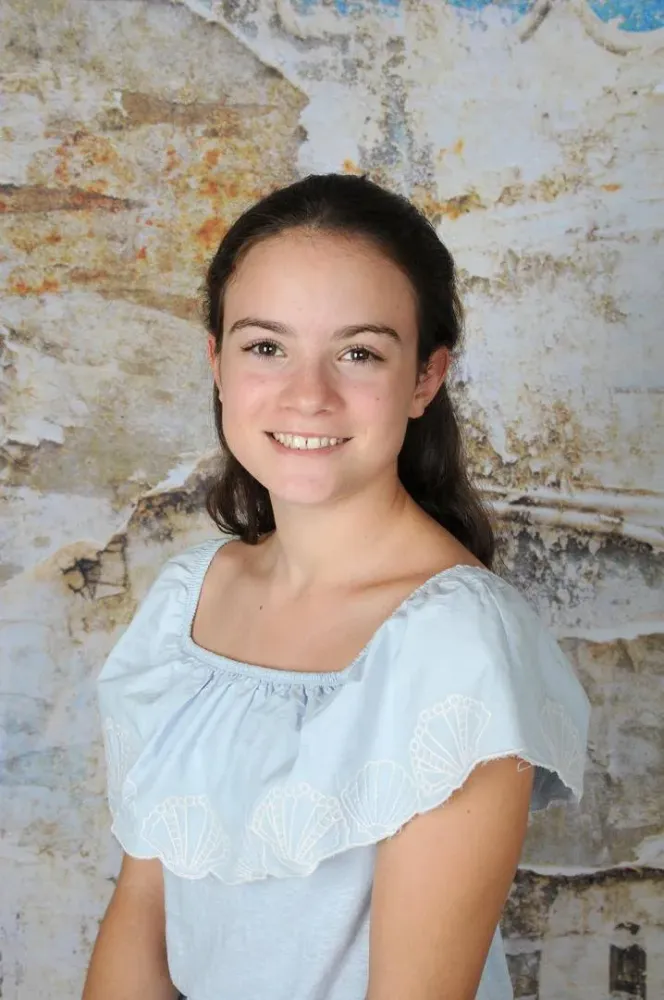 portrait zoom image (4)